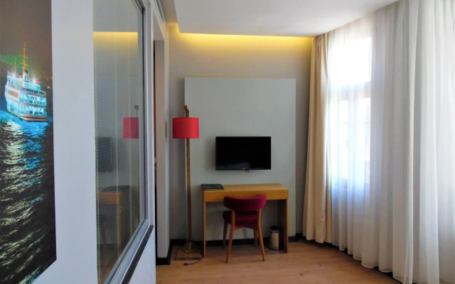 Vvr Hotel