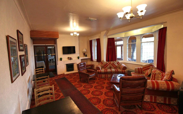 Headlands Hotel