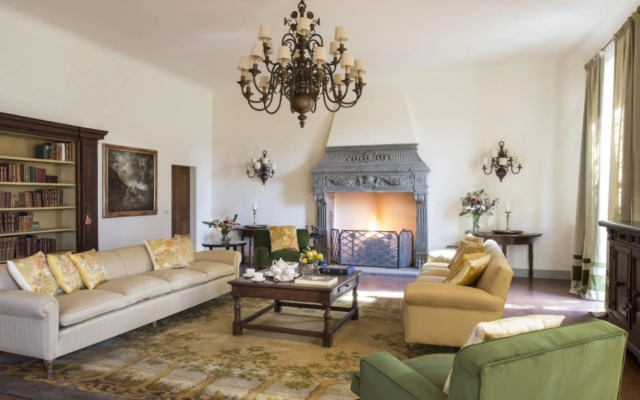 Luxury Villa 30 minutes driving from Florence-VILLA RINALDI
