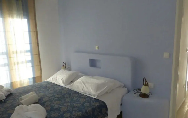 Black Sand Hotel