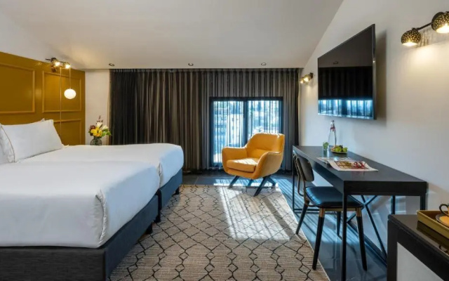 Hotel Botanica- Limited Edition By Fattal