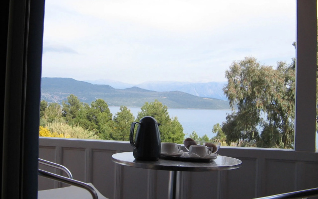 Ionio Hotel