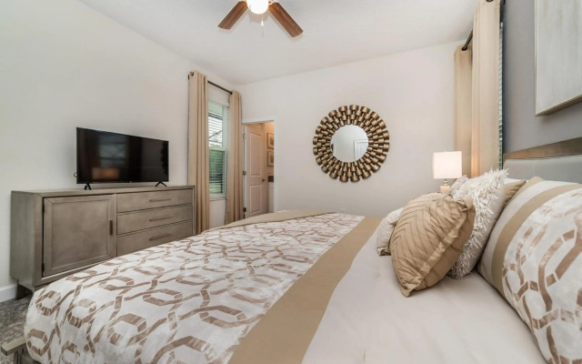 Villa W/private Pool &themed Rooms, Near Disney!