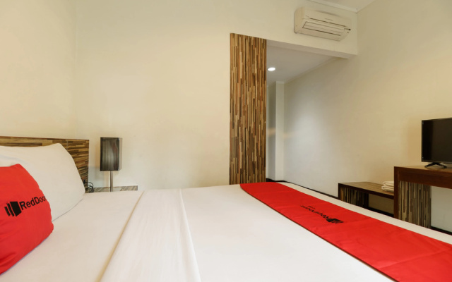 Reddoorz Premium @ Gunung Sahari 2