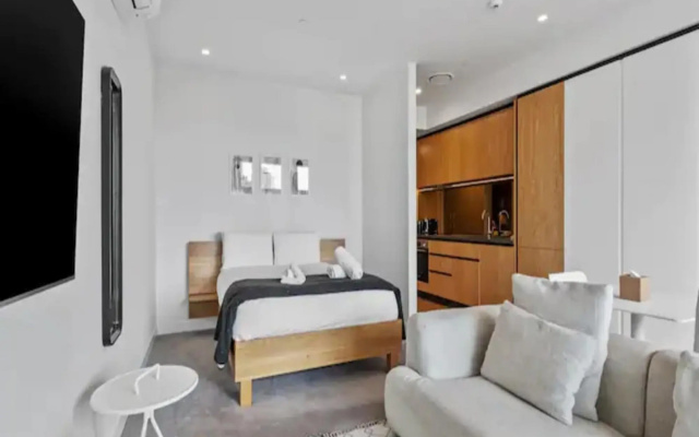 Modern Studio Apartment in Wynyard Quarter
