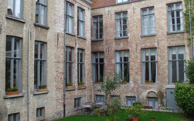 Отель Martin's Relais вид на фасад
