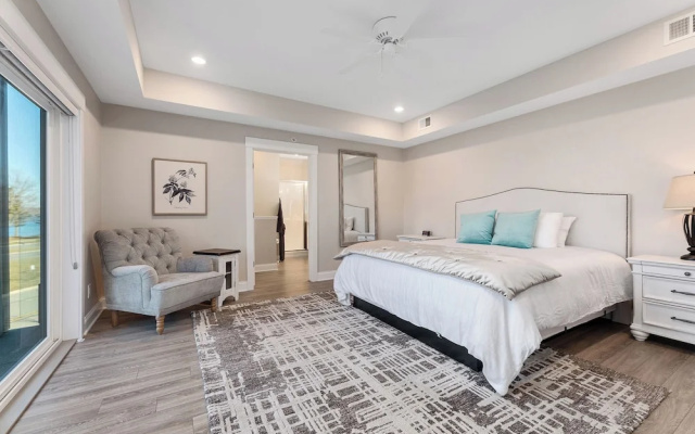 539 Bay Street Traverse City - Luxury Downtown Residences