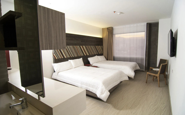 V Grand Hotel, a member of Radisson Individuals