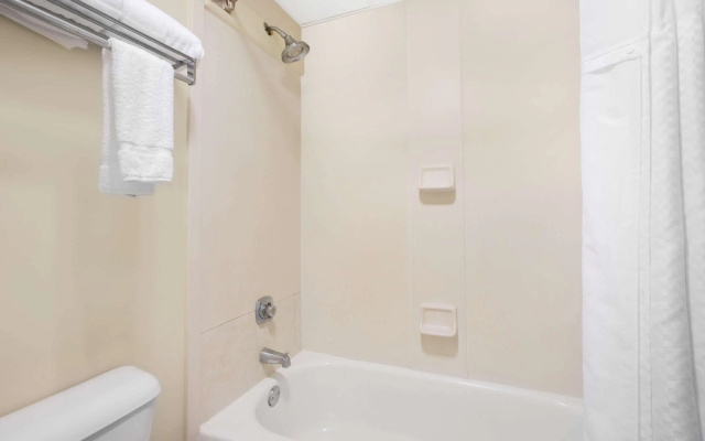 Days Inn by Wyndham Metter