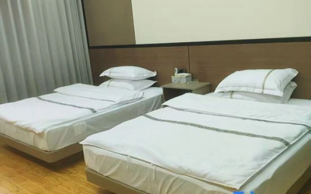 Xinyi Hotel (Congjiang High-Speed Railway Station)