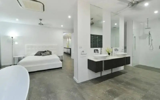 #2 Andrews – Port Douglas