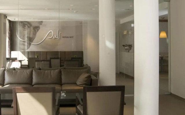 Aparthotel Castelnou