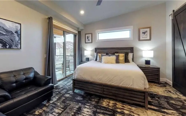 Sage Creek ~ E9 3 Bedroom Condo