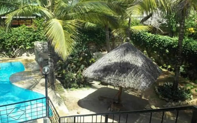 Watamu Sunflower House