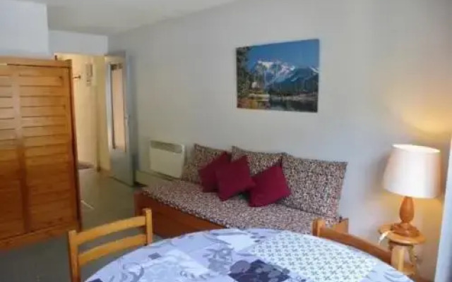 Apartment Studio cabine Avec Entree Independante Et Parking Couvert