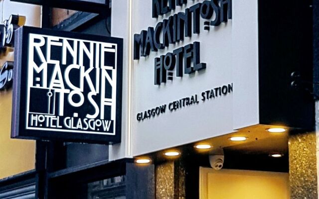 Rennie Mackintosh Hotel - Central Station вид на фасад