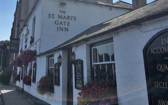 Отель St Marys Gate Inn вид на фасад