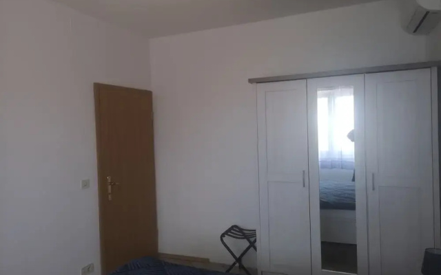 Moja Ane