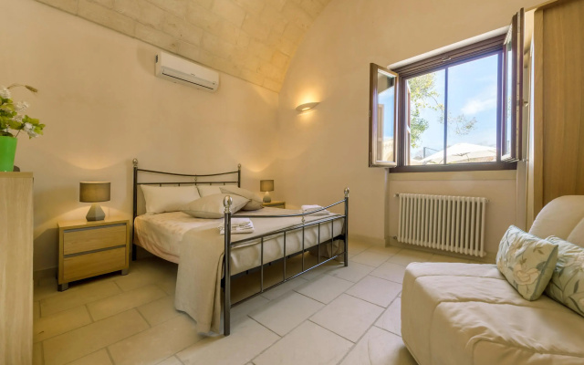 Masseria Le Giare In Carpignano Salentino