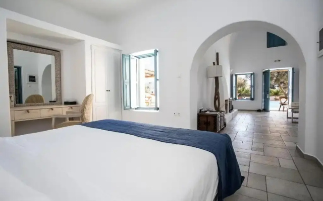 Black Rose Suites