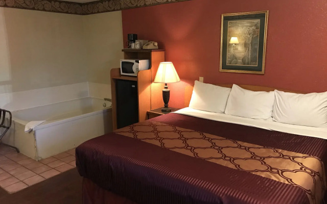 Bear Mount Inn & Suites