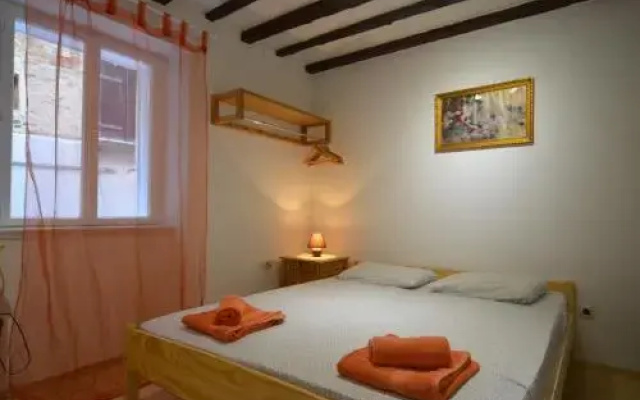 Apartman 18