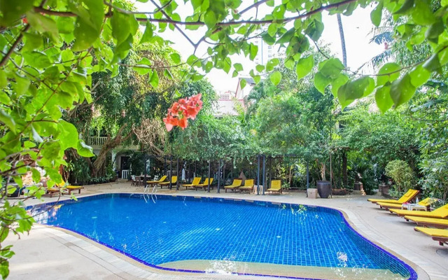 Tropica Bungalow Resort