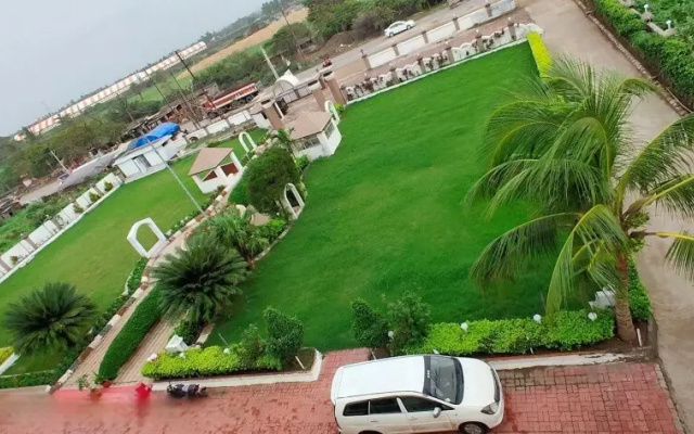 Safari Hotel & Resort