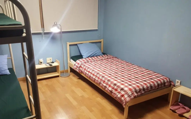Hostel Maru Hongdae