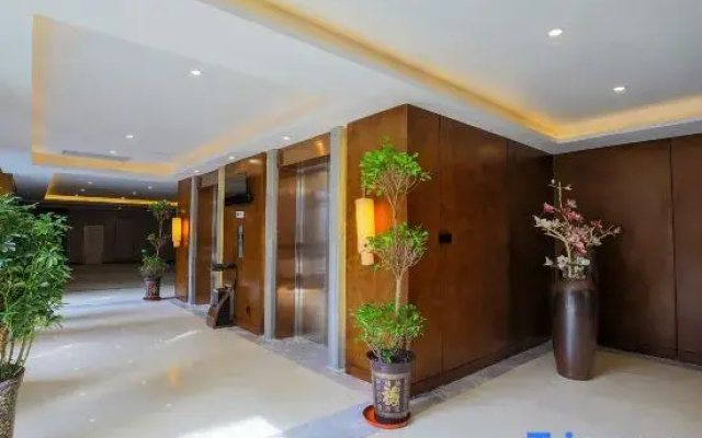 Vienna International Hotel (Kaifeng Millennium City Park)