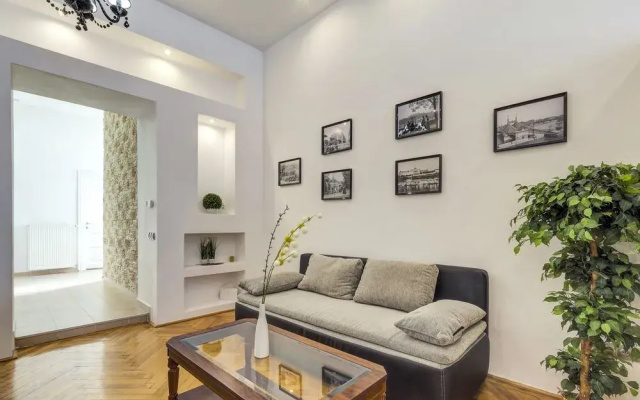 Real Apartments Magyar