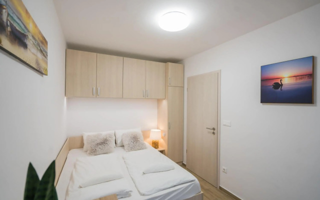 LelleMarine Apartman Balatonlelle