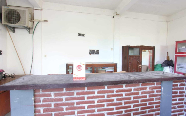 OYO 93440 Warde Hotel Near Sae Restaurant