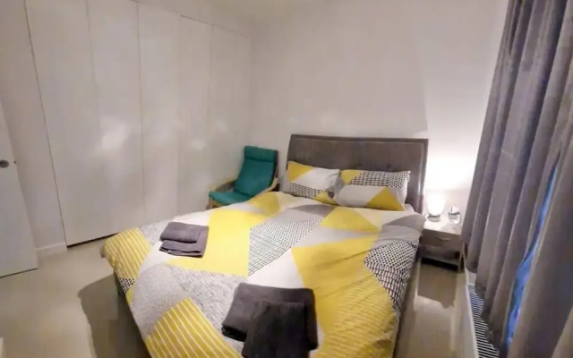 Modern 3-bed House in Surrey Quays