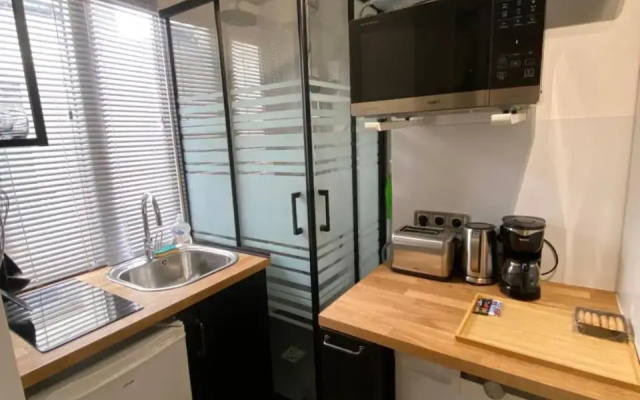 Cozy Studio Paris 5eme Metro Jussieu/Sorbonne (Adults Only)