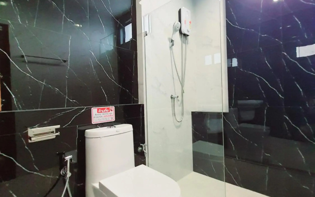 SUhotel Suratthani