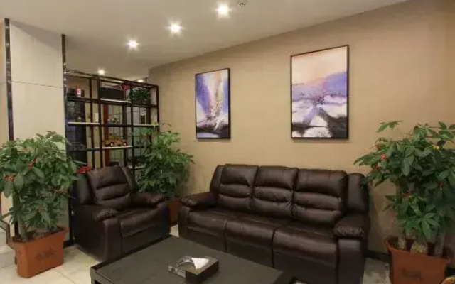 Shankee Hotel (Jiaozuo Station Henan Polytechnic University North Campus)