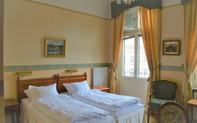 Home Hotel Baltzar
