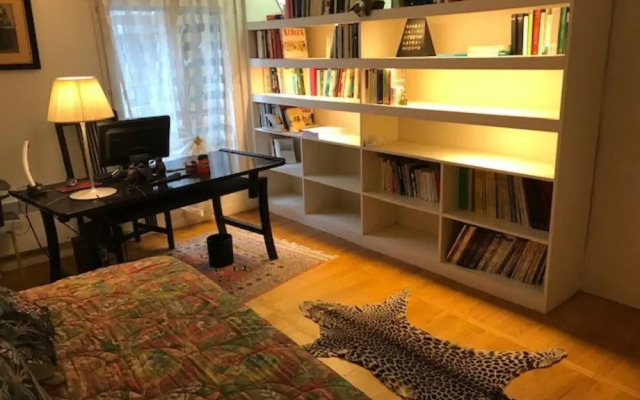 Marais Two Bedroom Haven