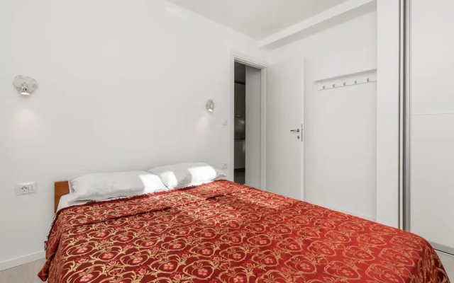 Awesome Home in Rijeka with Hot Tub & 4 Bedrooms