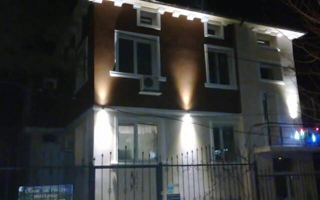 Отель Draganovi Guest House Болгария, Кранево - отзывы, цены и фото номеров - забронировать отель Draganovi Guest House онлайн вид на фасад