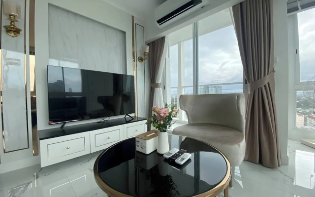 2 Bed Room Sea View Great Place