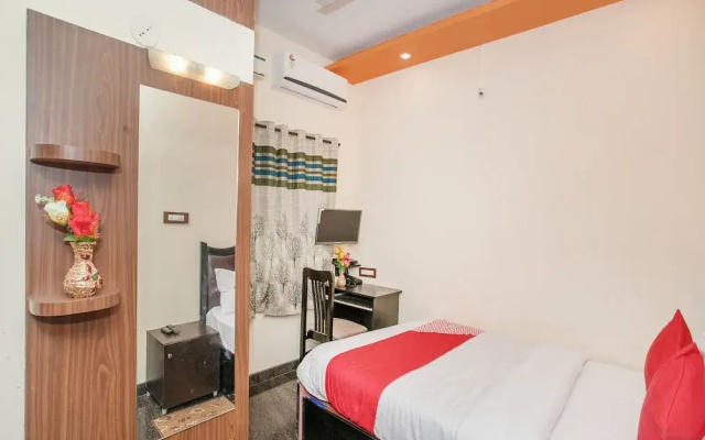 OYO 15482 Delite Suites