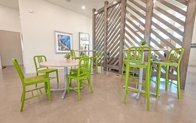 Landing Apartments Austin - Lockhart