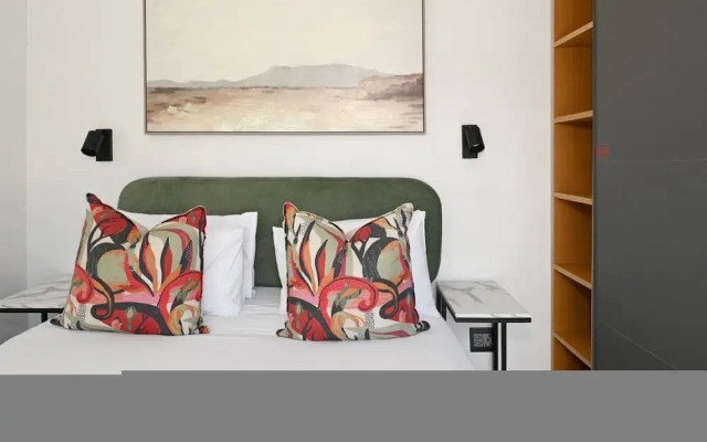 Bree Street One Bedroom Rooftop Pool Lifestyle Building