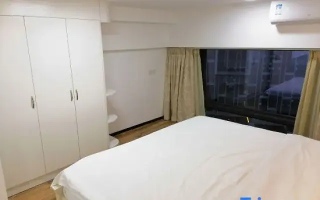 Meijin Apartment (Guangzhou Xinye Yueduxuan Branch)
