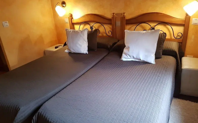 Hostal Segovia