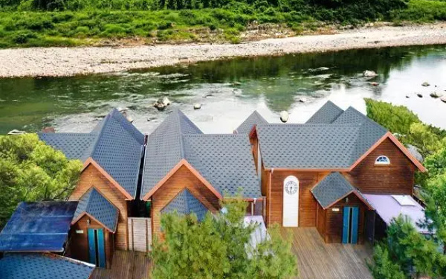Pocheon Dalbitjungwon Pension