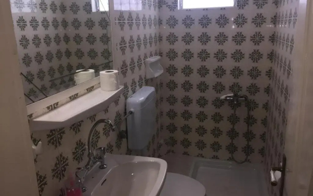 Dimis Studios and Apartments