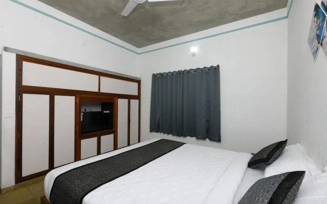 OYO 10054 Elite Inn